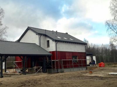 Ēkai uzstādīts kvalitatīvs jumta segums