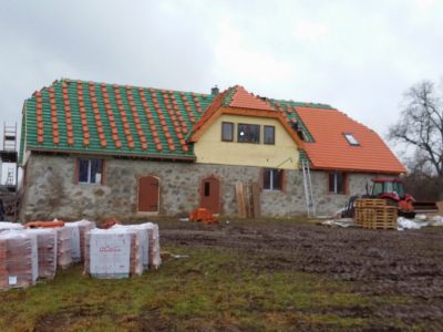 Jumta seguma uzstādīšanas pakalpojumi visā Latvijā